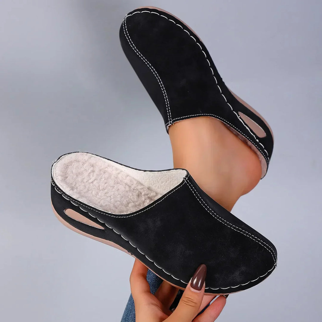Brooke | Orthopaedic Slippers