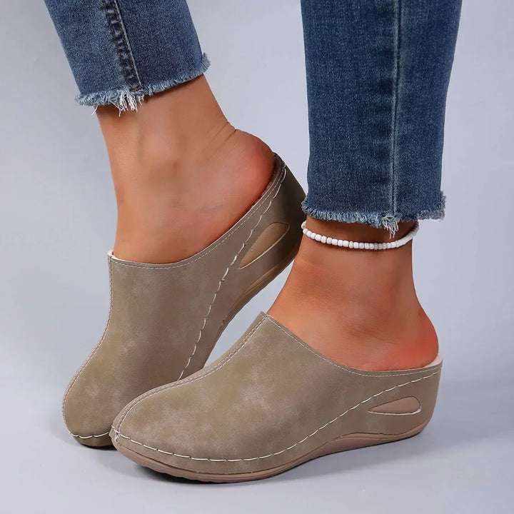 Brooke | Orthopaedic Slippers
