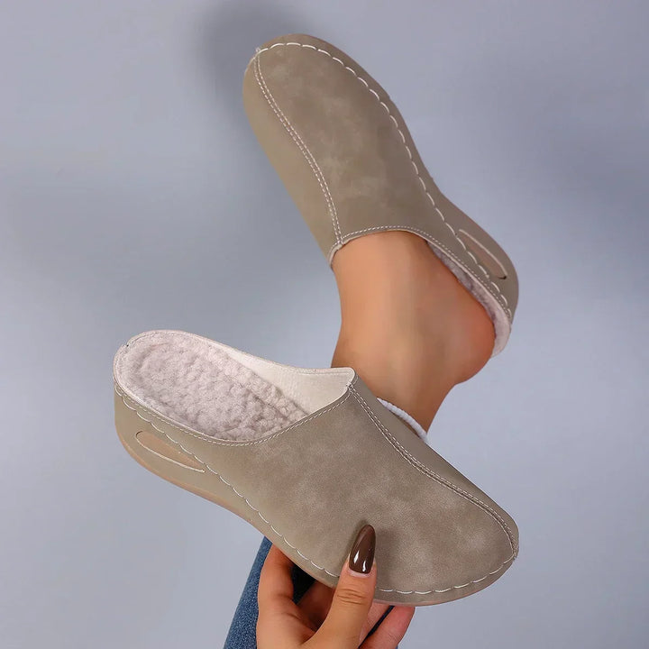 Brooke | Orthopaedic Slippers