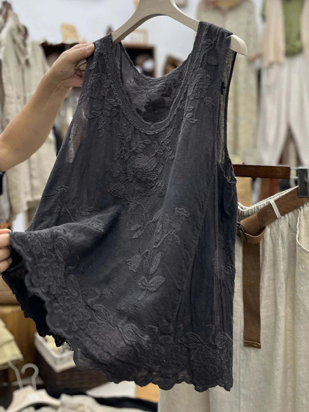 Norah | Embroidered Sleeveless Tank Top